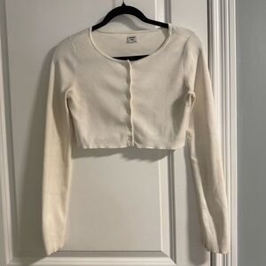 Aritzia Sunday Best Izzy Cardigan